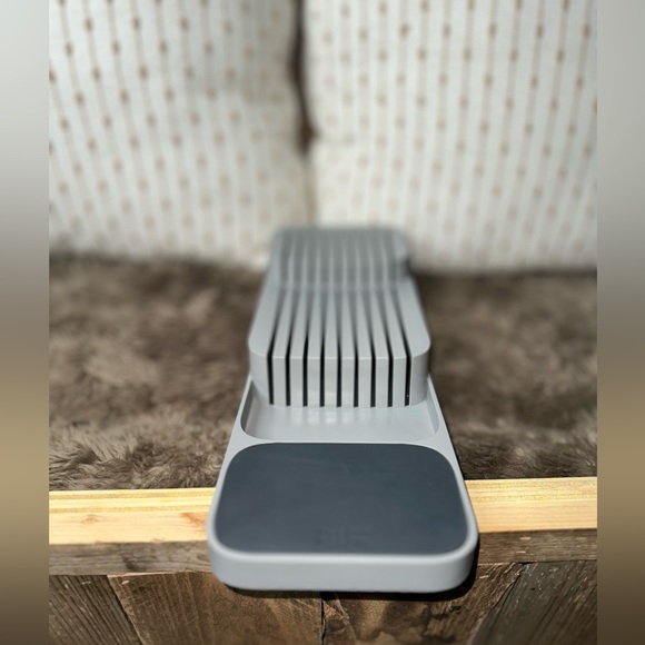 Joseph Joseph 2-Tier DrawerStore Knife Organizer - Picture 2 of 7